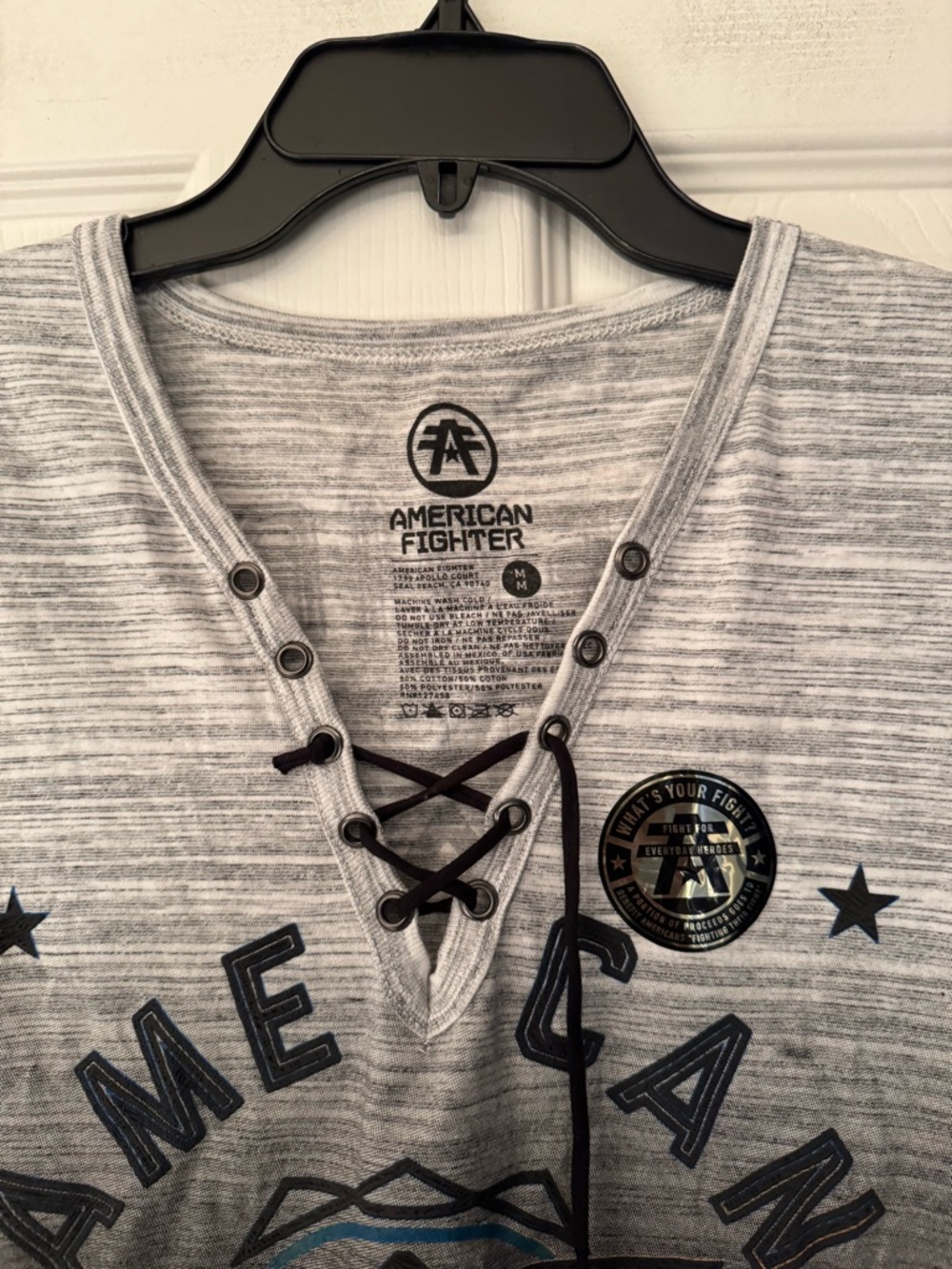 American Fighter College Park T-Shirt Striped Women’s Gray & Black Size Medium - Picture 9 of 14